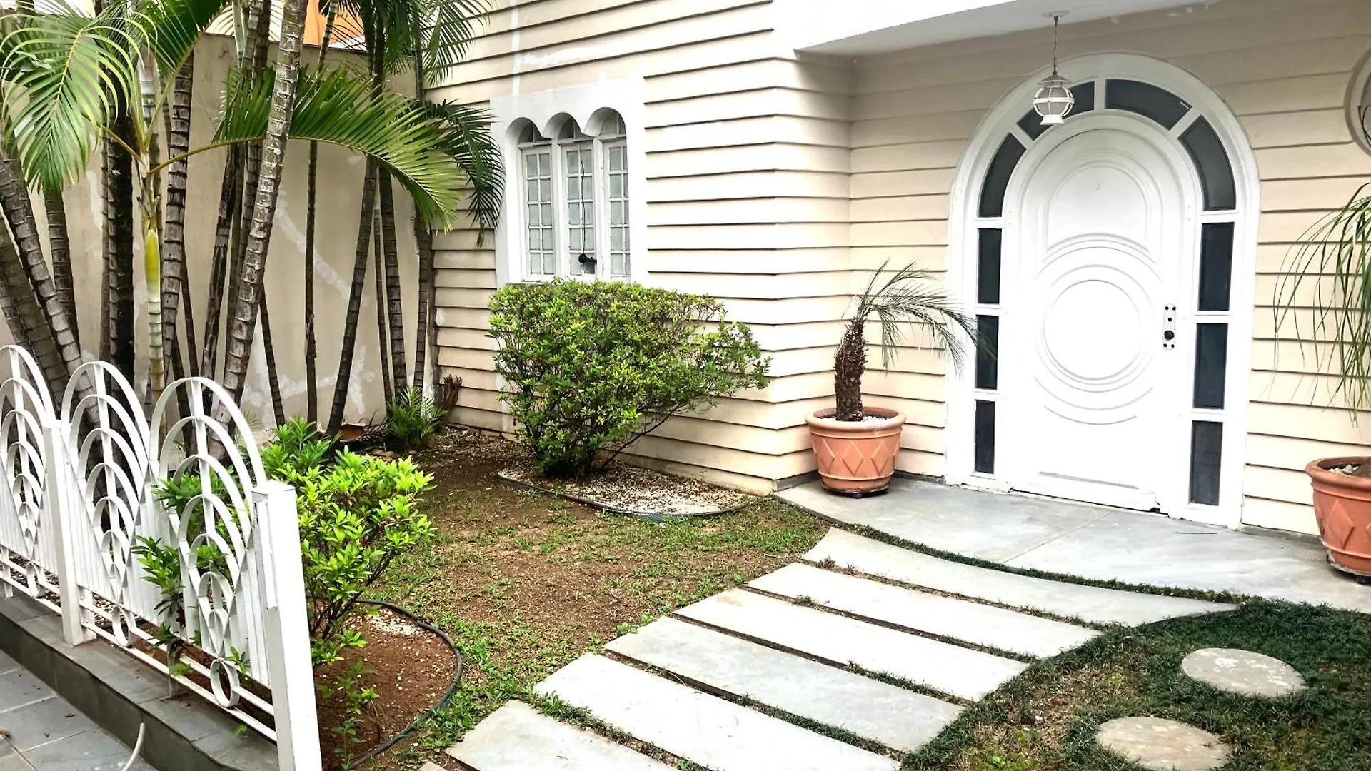 La Maison Brooklin Luxo Triplex 5 Quartos 4 Suites Ar Churrasqueira Hidro 10 Min Congonhas! Holiday home Sao Paulo