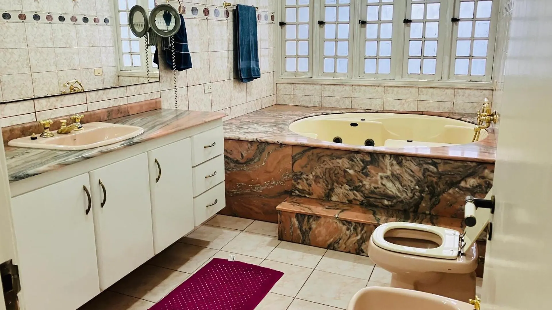 Holiday home La Maison Brooklin Luxo Triplex 5 Quartos 4 Suites Ar Churrasqueira Hidro 10 Min Congonhas!