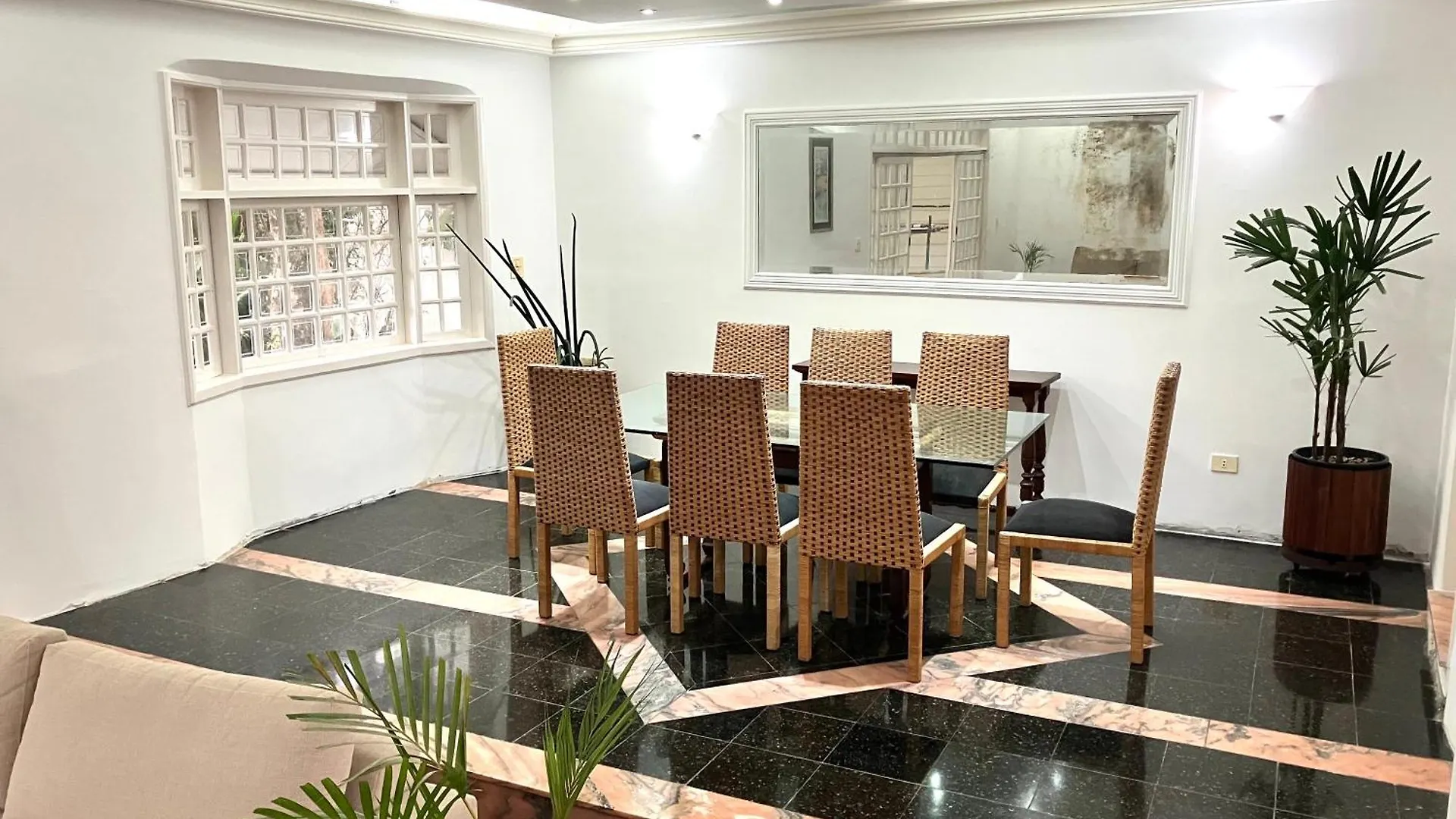 Holiday home La Maison Brooklin Luxo Triplex 5 Quartos 4 Suites Ar Churrasqueira Hidro 10 Min Congonhas! Brazil